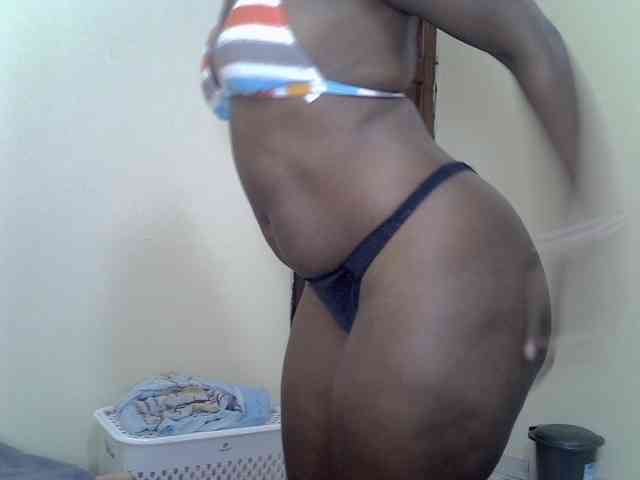 Prettyliz30 webcam