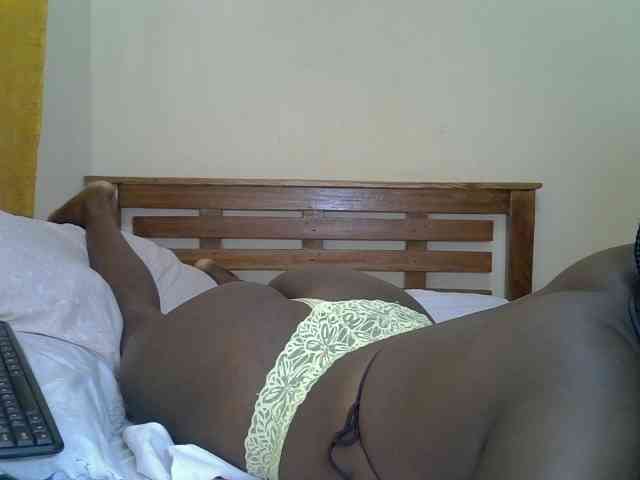 Prettyliz30 webcam