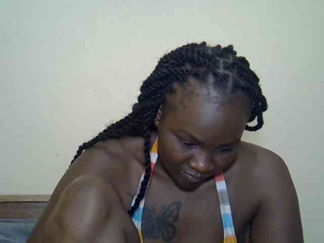 Prettyliz30 webcam