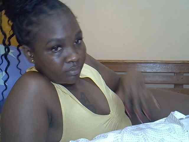 Prettyliz30 webcam