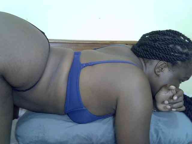 Prettyliz30 webcam