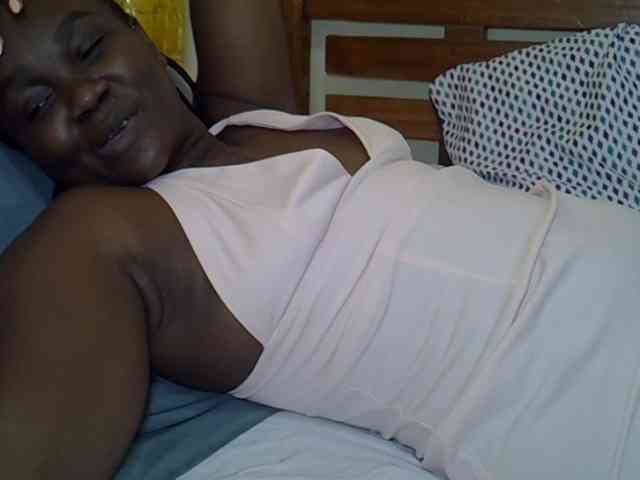 Prettyliz30 webcam
