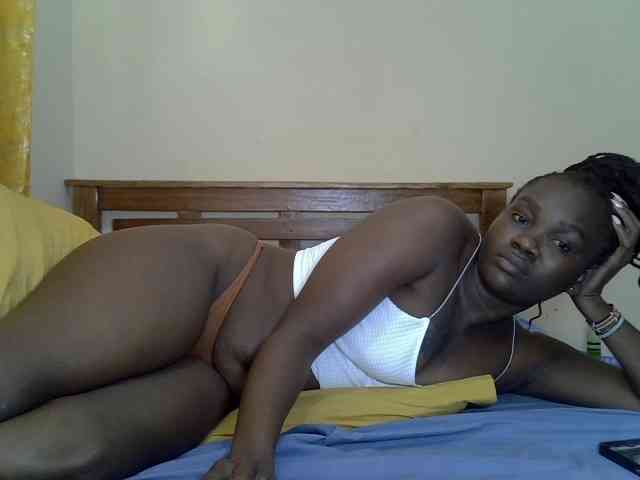 Prettyliz30 webcam