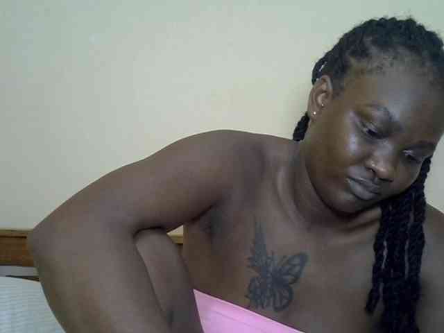 Prettyliz30 webcam