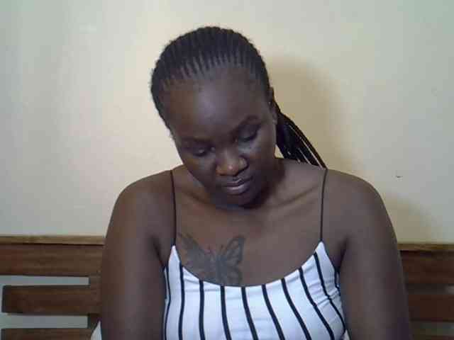 Prettyliz30 webcam