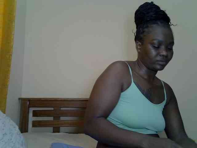 Prettyliz30 webcam