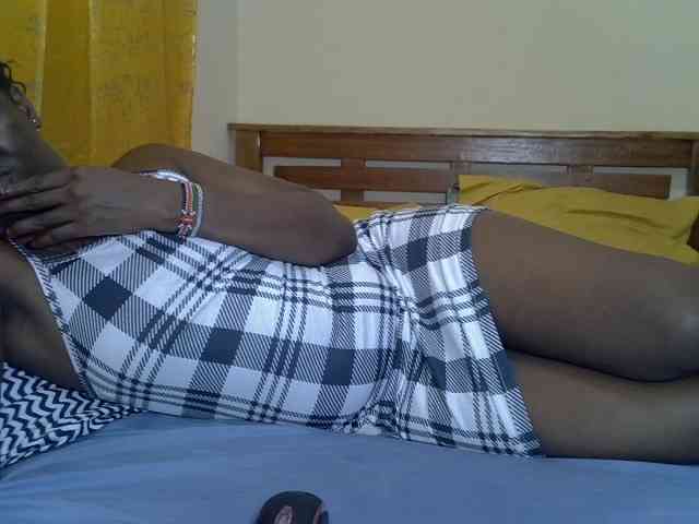 Prettyliz30 webcam