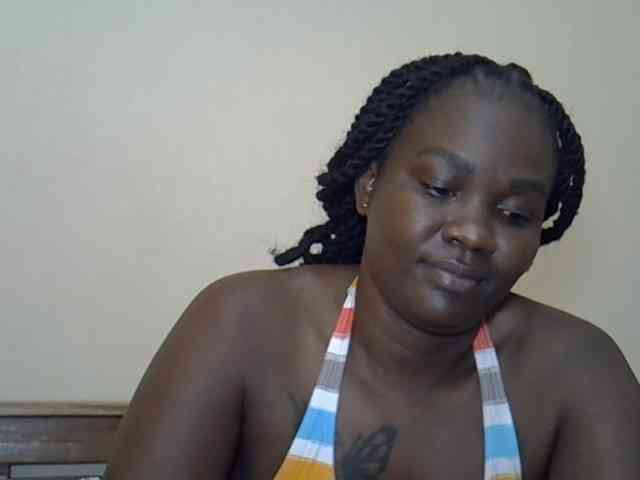 Prettyliz30 webcam