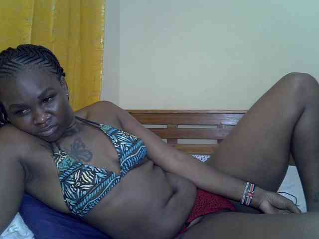 Prettyliz30 webcam
