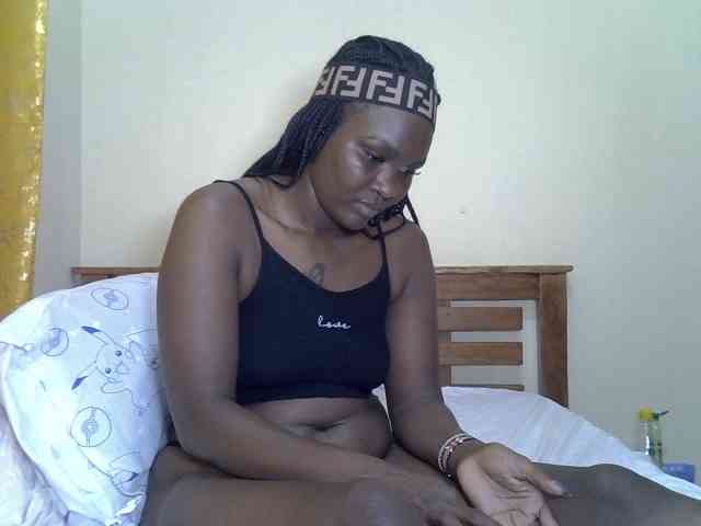 Prettyliz30 webcam