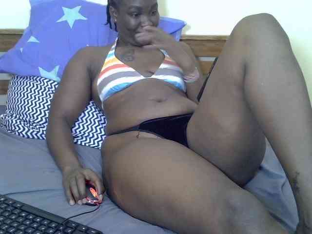 Prettyliz30 webcam