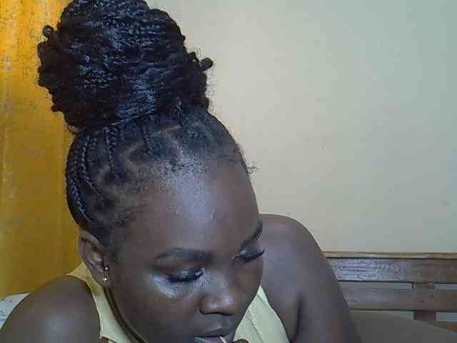 Prettyliz30 webcam
