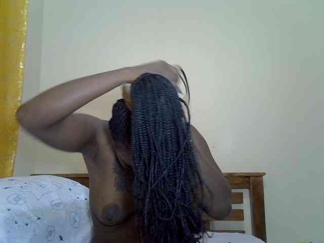 Prettyliz30 webcam
