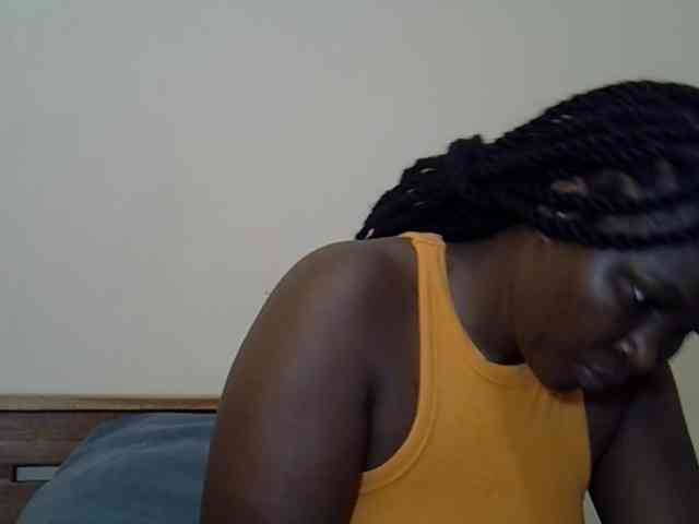 Prettyliz30 webcam