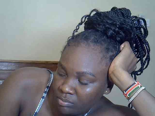 Prettyliz30 webcam