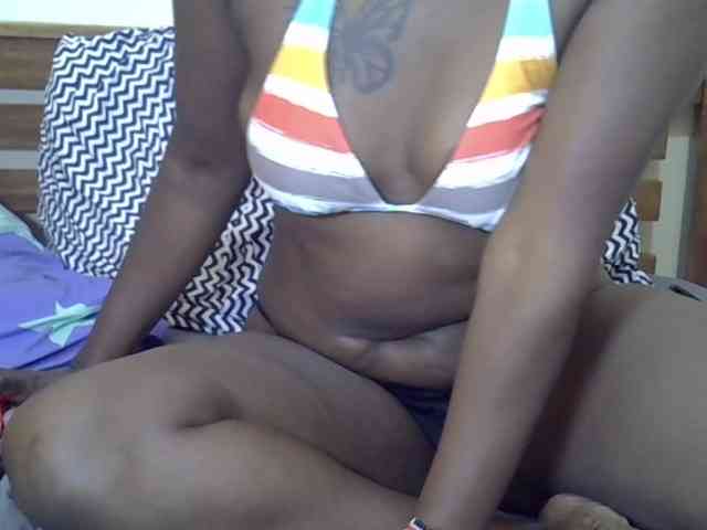 Prettyliz30 webcam