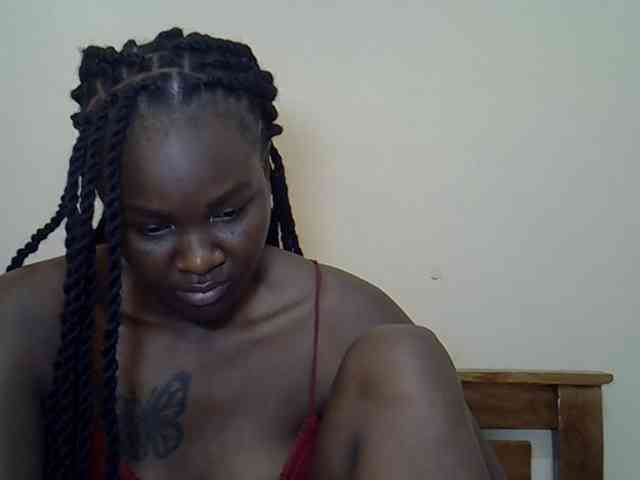 Prettyliz30 webcam