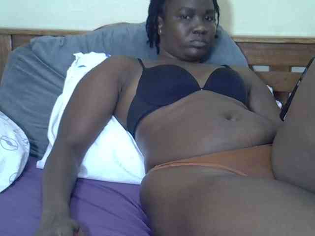 Prettyliz30 webcam