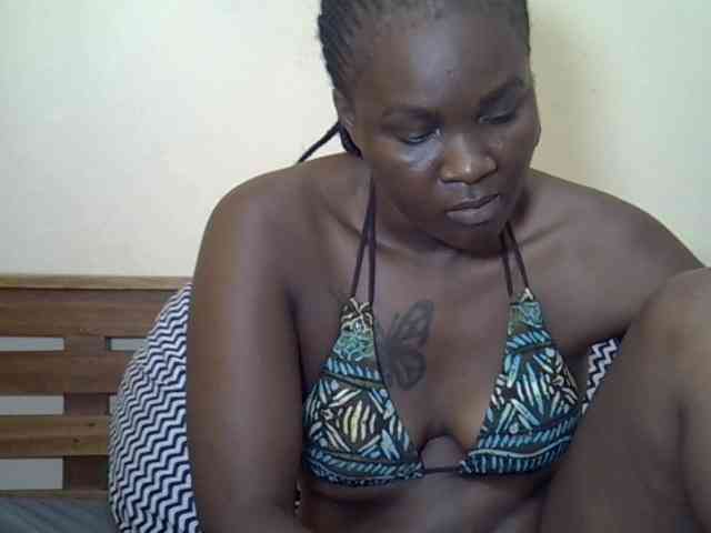 Prettyliz30 webcam