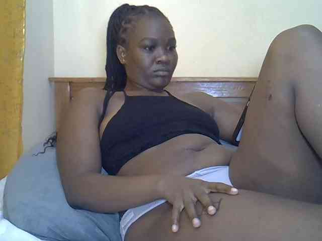 Prettyliz30 webcam