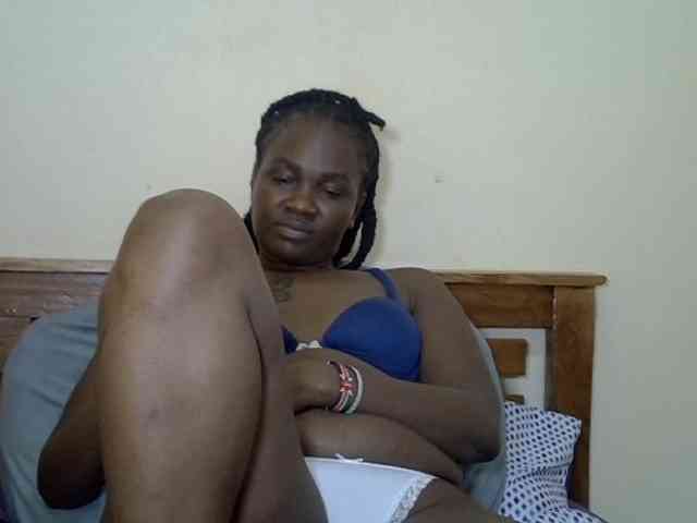 Prettyliz30 webcam