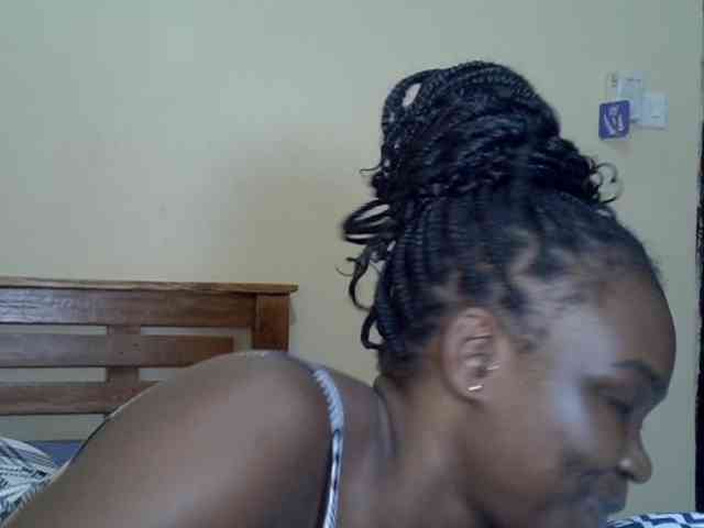 Prettyliz30 webcam