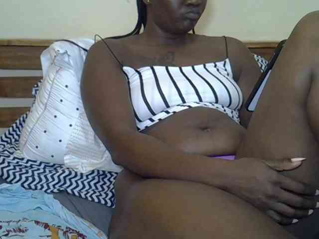 Prettyliz30 webcam
