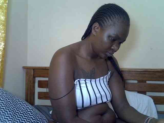 Prettyliz30 webcam