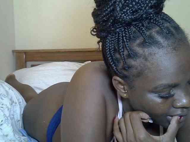 Prettyliz30 webcam