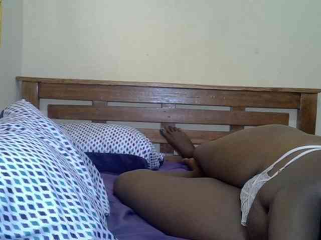 Prettyliz30 webcam