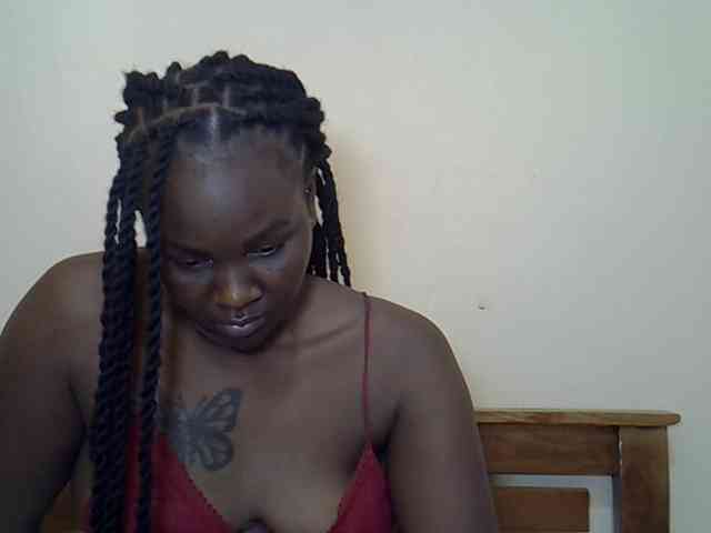 Prettyliz30 webcam