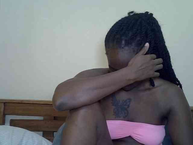 Prettyliz30 webcam