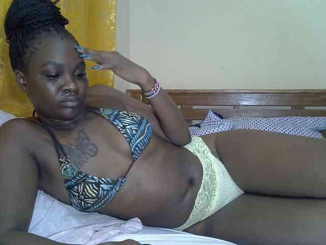 Prettyliz30 webcam