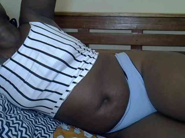 Prettyliz30 webcam