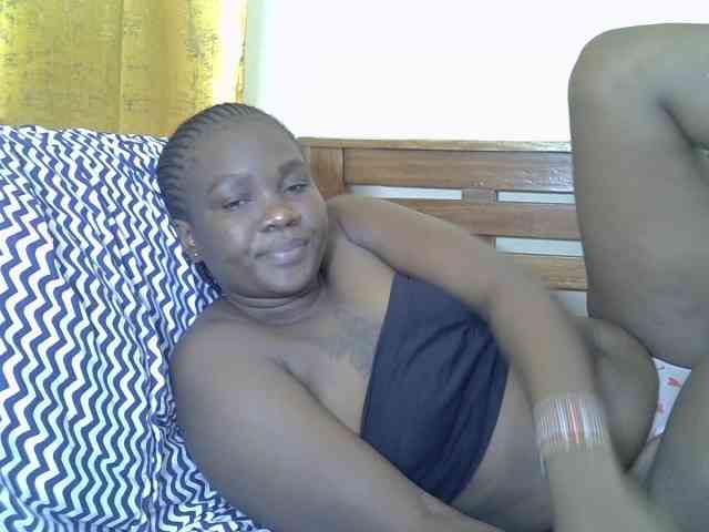 Prettyliz30 webcam