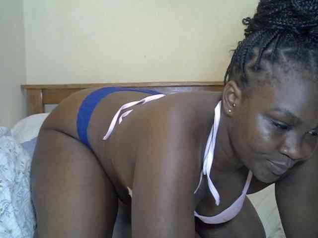 Prettyliz30 webcam