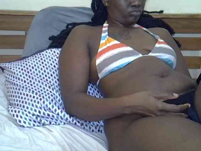 Prettyliz30 webcam