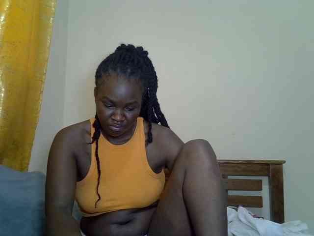 Prettyliz30 webcam