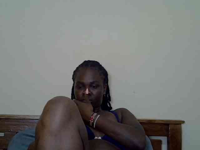 Prettyliz30 webcam