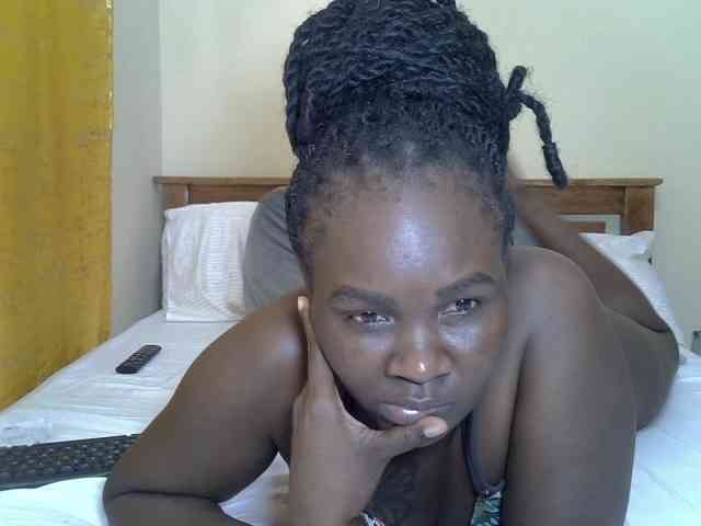Prettyliz30 webcam