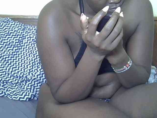 Prettyliz30 webcam