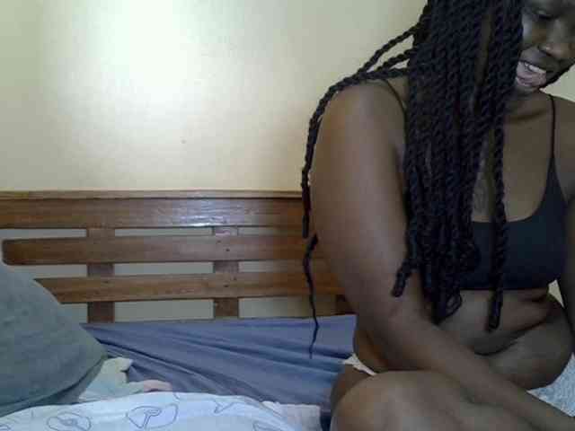 Prettyliz30 webcam