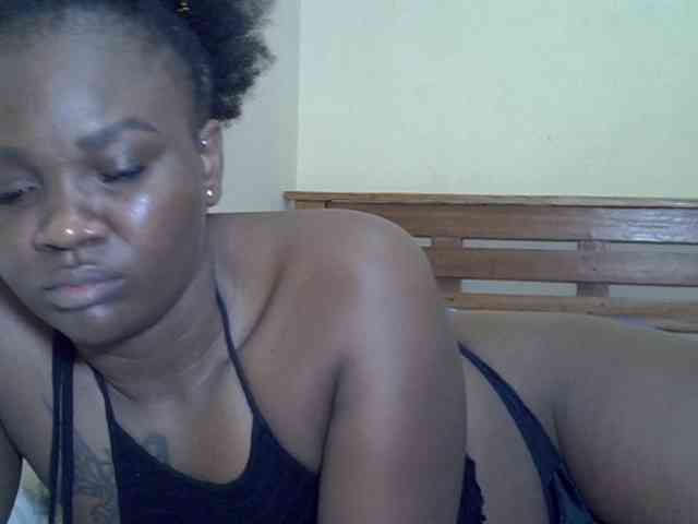 Prettyliz30 webcam
