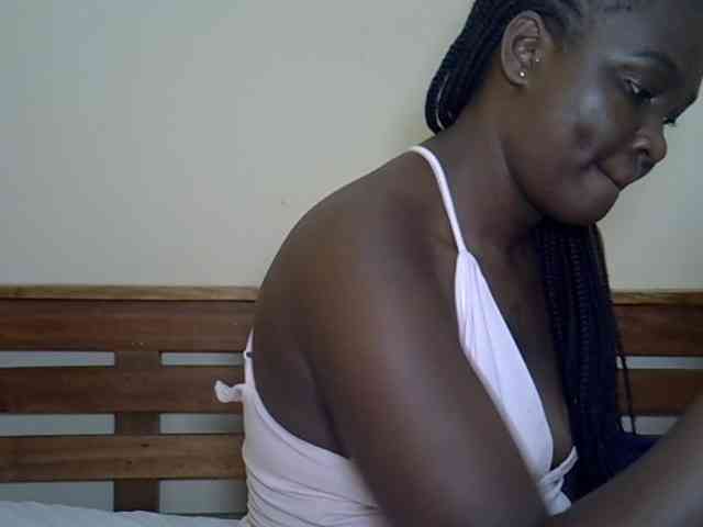 Prettyliz30 webcam