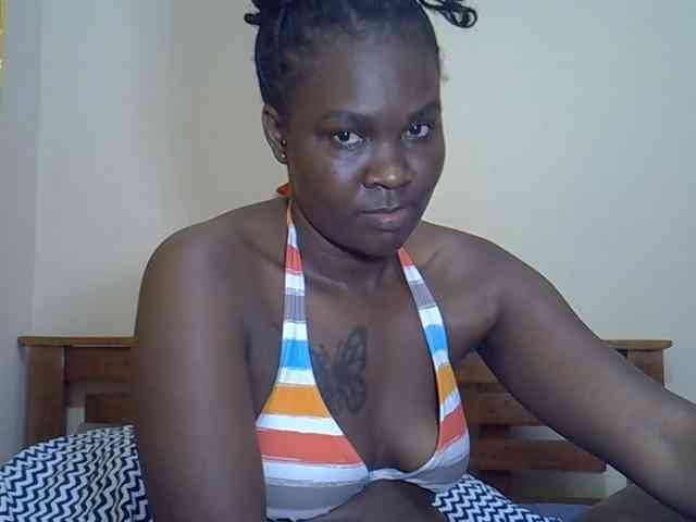 Prettyliz30 webcam