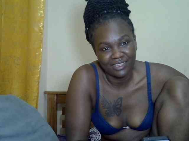 Prettyliz30 webcam