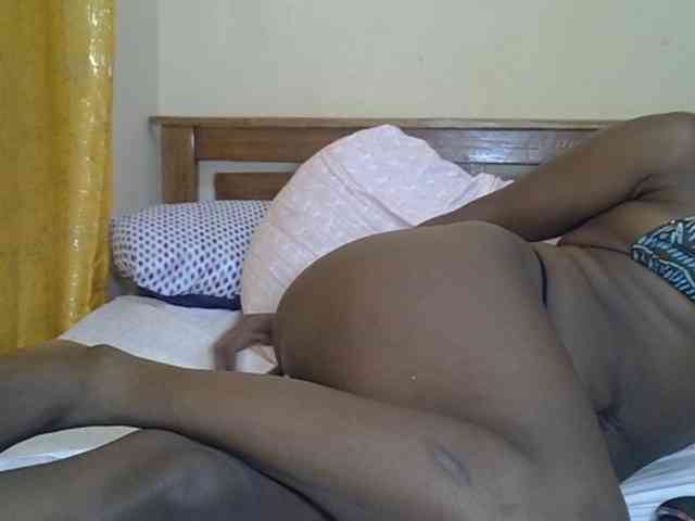 Prettyliz30 webcam