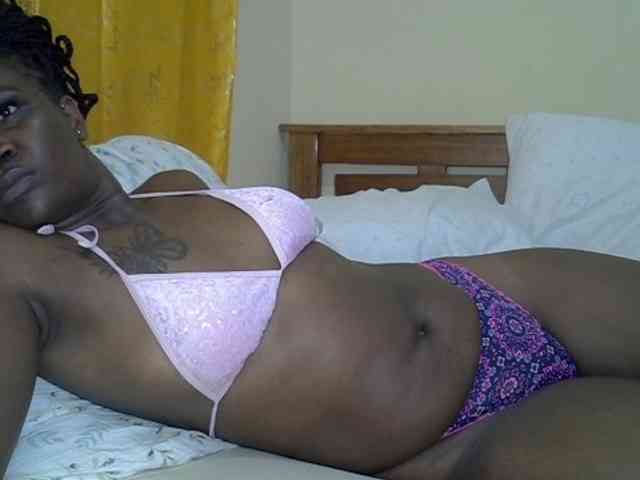 Prettyliz30 webcam