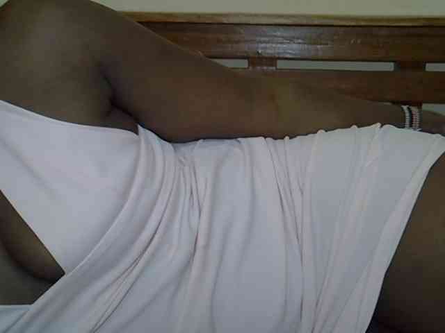 Prettyliz30 webcam