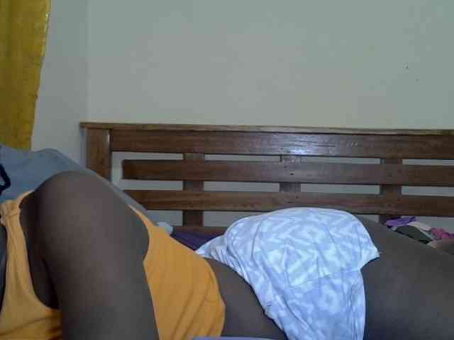 Prettyliz30 webcam